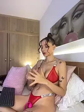 nicolleferragamo from StripChat