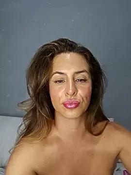 Naked Room Nina_Sport 