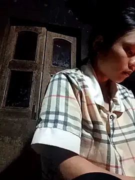 omiu-baby on StripChat