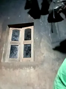 omiu-baby on StripChat