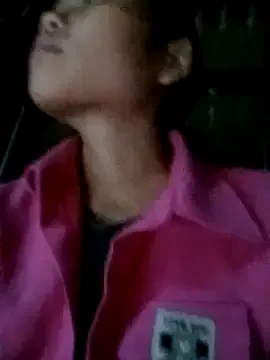 omiu-baby on StripChat