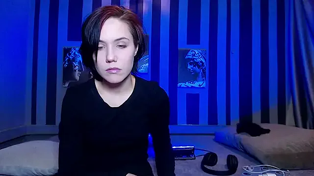 onaloon on StripChat