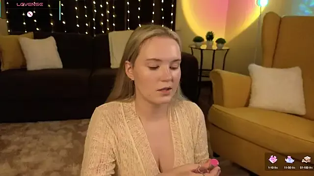 Freechat OraBIood on StripChat