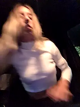 Freechat PetiteSecrets on StripChat