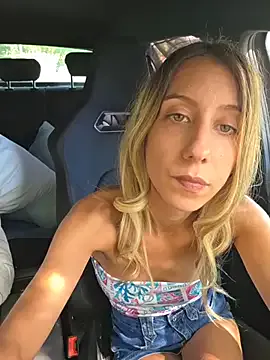 Freechat PetiteSecrets on StripChat