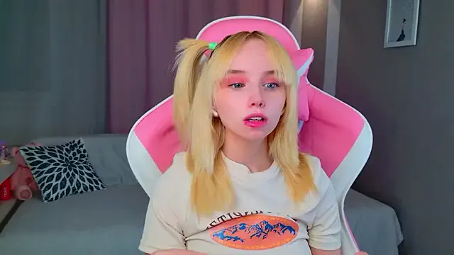 popjenny on StripChat