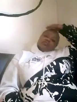 Freechat pretty-donna on StripChat