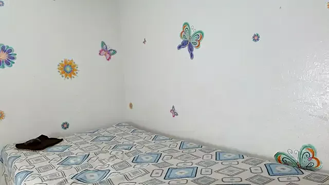 Freechat prinsesbrowvagina on StripChat