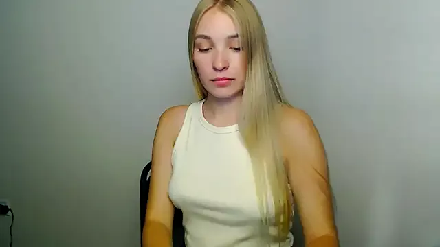 Freechat Queen_ofLove on StripChat