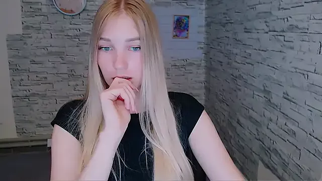 Freechat Queen_ofLove on StripChat