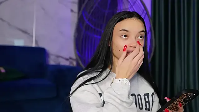 Freechat RachelRavee on StripChat