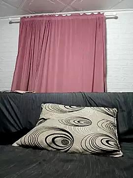 Naked Room Ramona870 