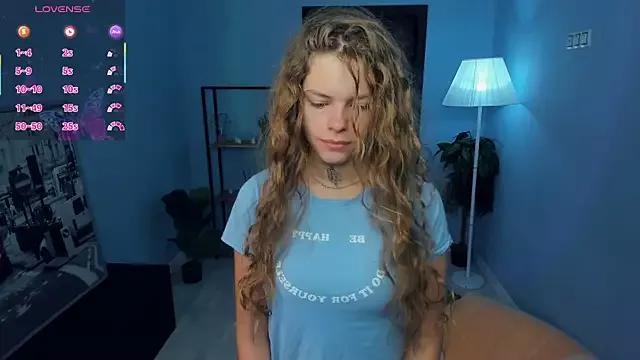 RayaNenlia from StripChat