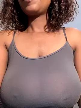 realsquirter from StripChat is Freechat