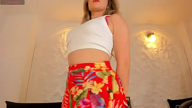 Freechat RebeccaHudson on StripChat