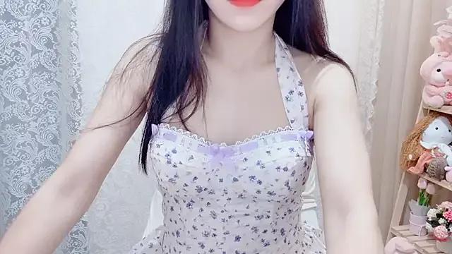 Rellababyy from StripChat