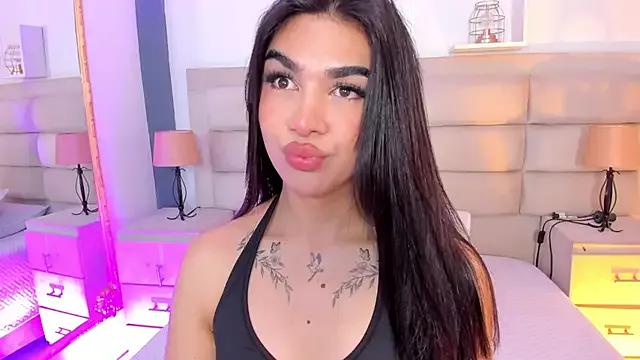 RoseCassie from StripChat is Group