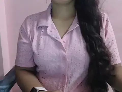 Rozy-Corvy on StripChat