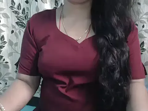 Rozy-Corvy on StripChat