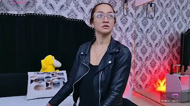 StripChat SaaraBrown is Private SaaraBrown — Control my toy* 5 min to the best tip