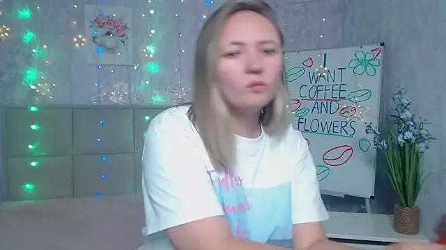 SallyVerda from StripChat