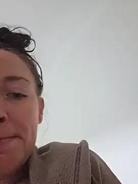 Sapphir3xoxo from StripChat