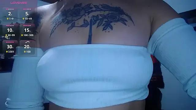 sarayy_collins1 from StripChat