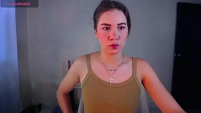 sashaHarding11 from StripChat