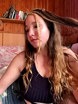 Freechat sashapulse on StripChat