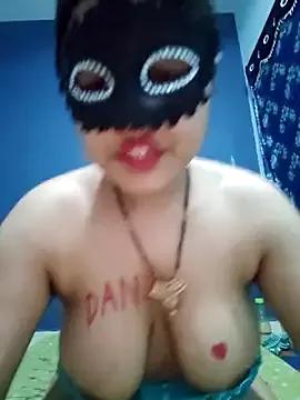 Naked Room SassyWildCouple 