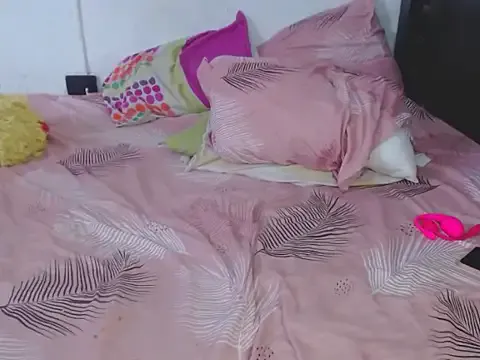 StripChat scarlett2310 is Freechat scarlett2310 — Let's vibrate my pussy until squirt