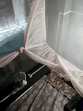 Freechat Semiran_079 on StripChat