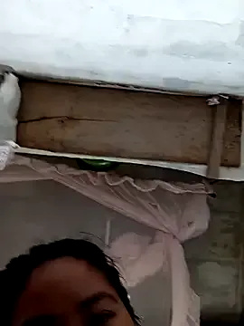 Freechat Semiran_079 on StripChat