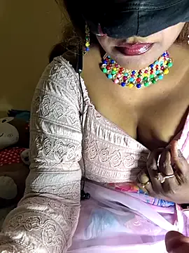 Freechat Sexyhotyrani on StripChat