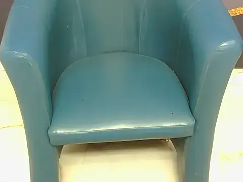 Freechat Shinykrisha on StripChat