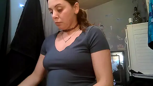 Freechat ShysluutGia on StripChat