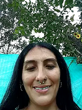 Freechat single_mother_indecent on StripChat