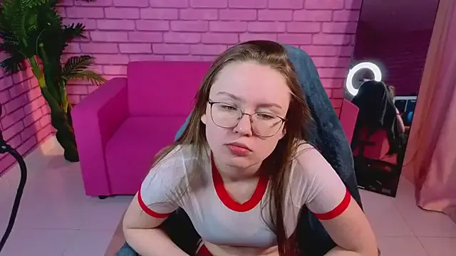 Freechat SirenaBlessing on StripChat