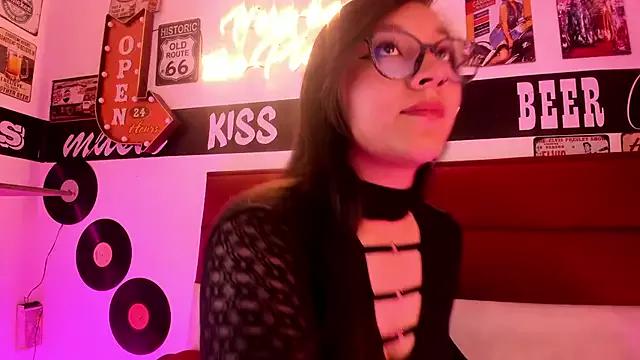 Skye_bluee_ from StripChat