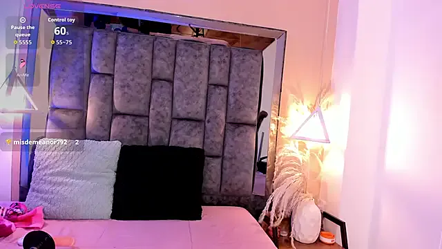 Freechat SofiRuiz_ on StripChat