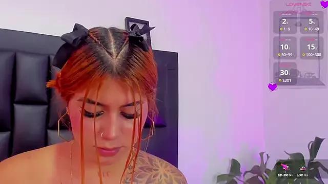 SoofiRosse from StripChat