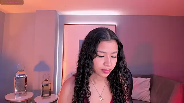 Freechat SophieHouston_ on StripChat