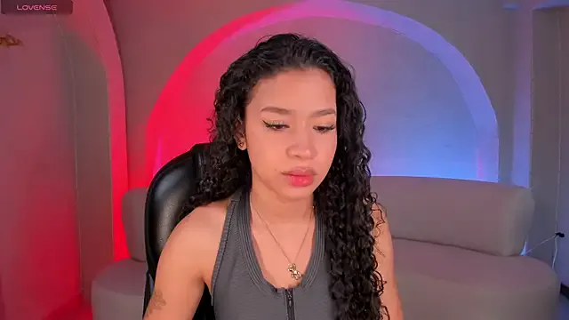 Freechat SophieHouston_ on StripChat