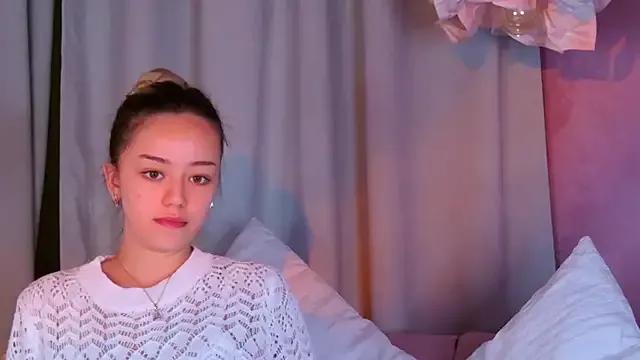 STELLA_RICH from StripChat