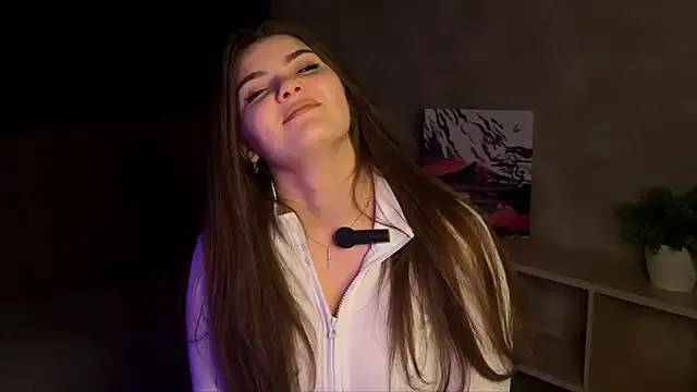 Freechat StephanieeMiller on StripChat