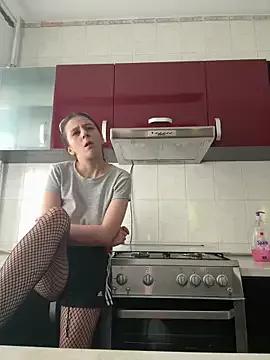 SugarBabyIvy from StripChat