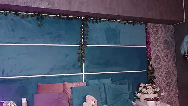 Freechat SunnyGlow on StripChat