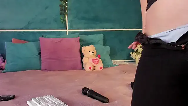 Freechat SunnyGlow on StripChat