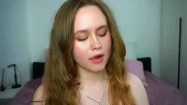 SusannaScholler on StripChat 