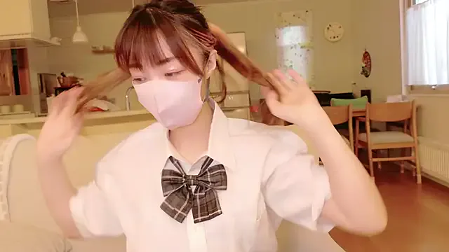 Group SUZU_1201 on StripChat